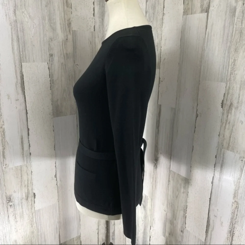 LOFT Women's Black‎ Scoop Neck Long Sleeve Belted Shirt Top Blouse Knit Sz S